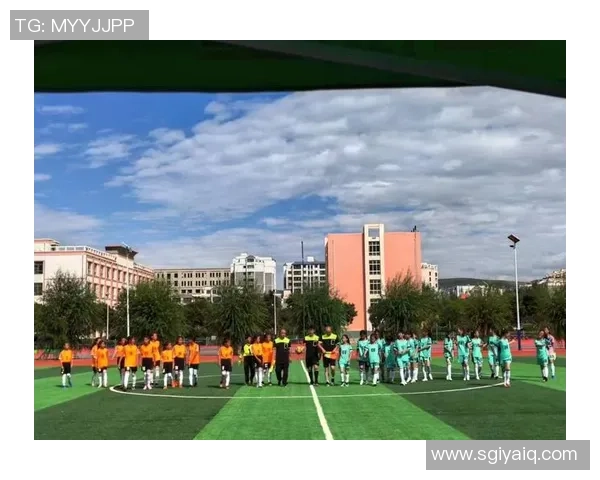 北大喷足球:校园足球文化的崛起与年轻人的热情碰撞 北大喷足球:校园足球文化的崛起与年轻人的热情碰撞